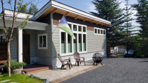 Entire Tiny Home close to cruise ship terminal Alaska Railroad and downtown Seward